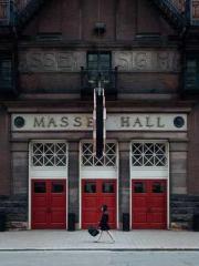 The Generalapos;s Hu